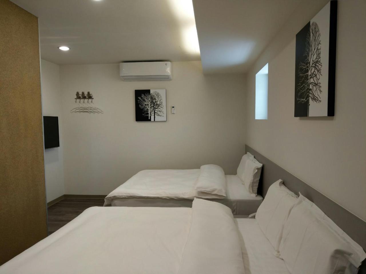 Yy Elleys Home Jiaoxi Exterior foto